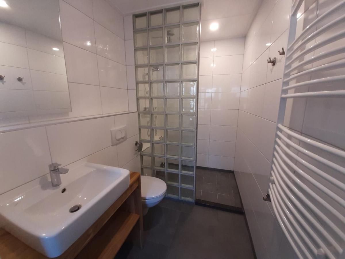 Appartement Boomgaard Vrouwenpolder Eksteriør bilde