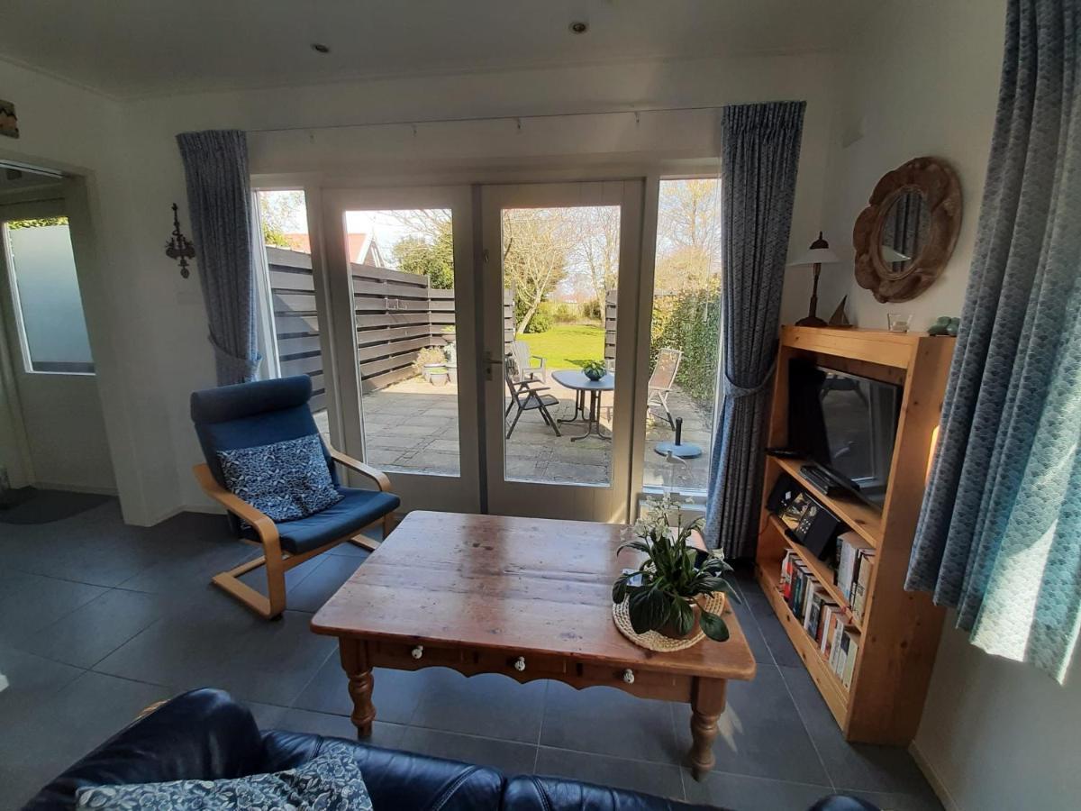 Appartement Boomgaard Vrouwenpolder Eksteriør bilde